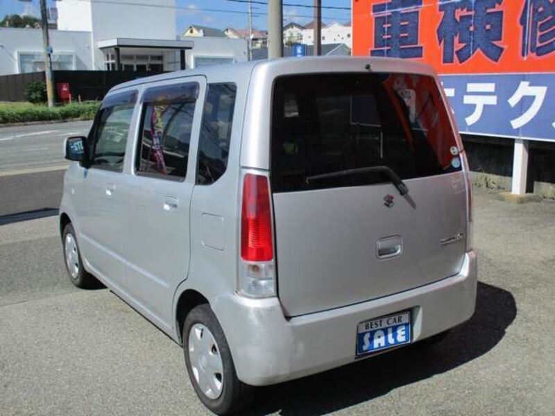 WAGON R