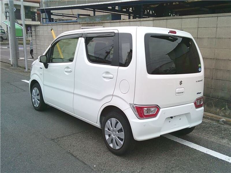 WAGON R
