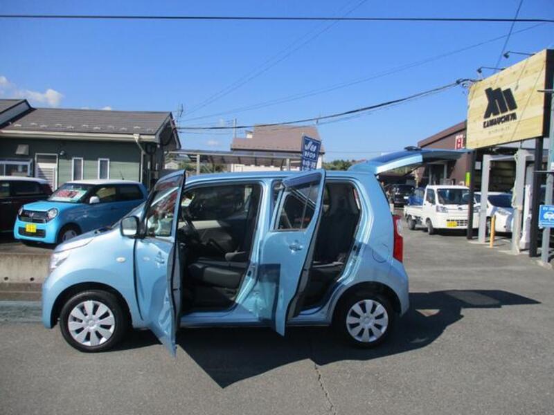 WAGON R