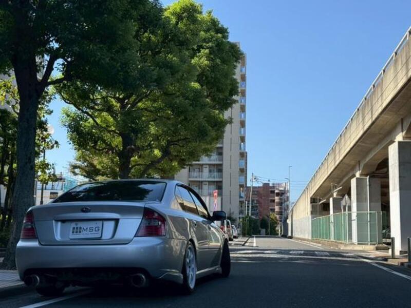 LEGACY B4