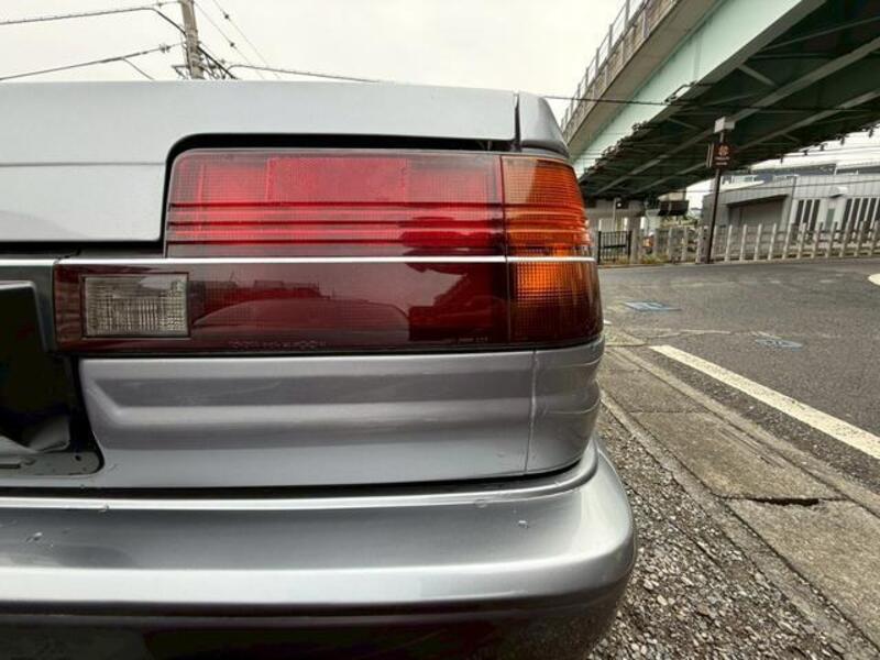 COROLLA LEVIN