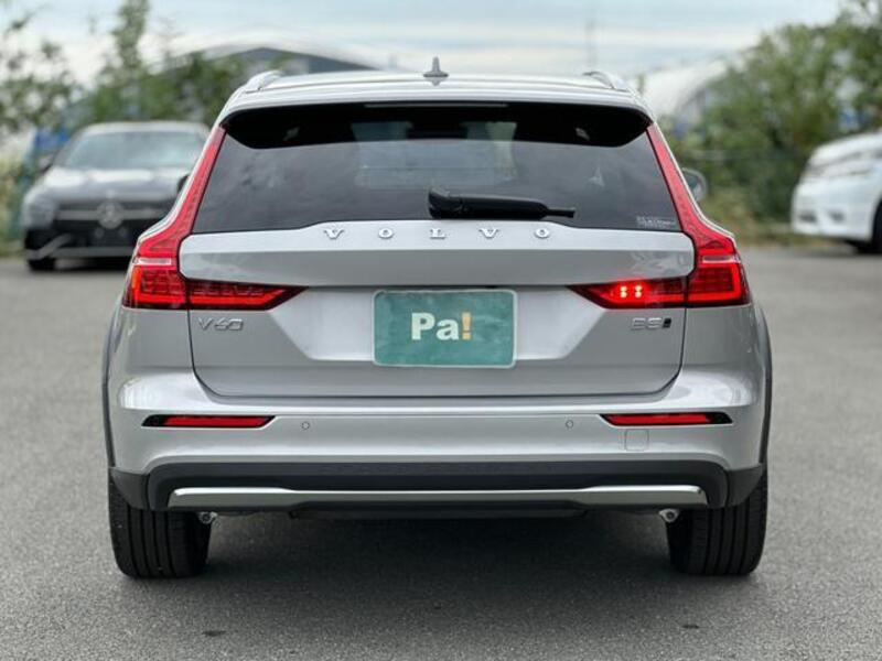 V60