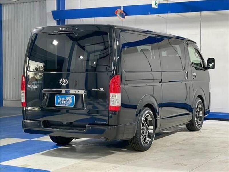 HIACE VAN