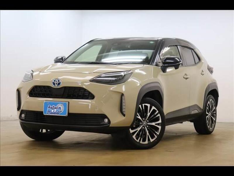 YARIS CROSS