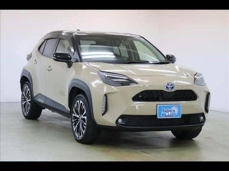 YARIS CROSS