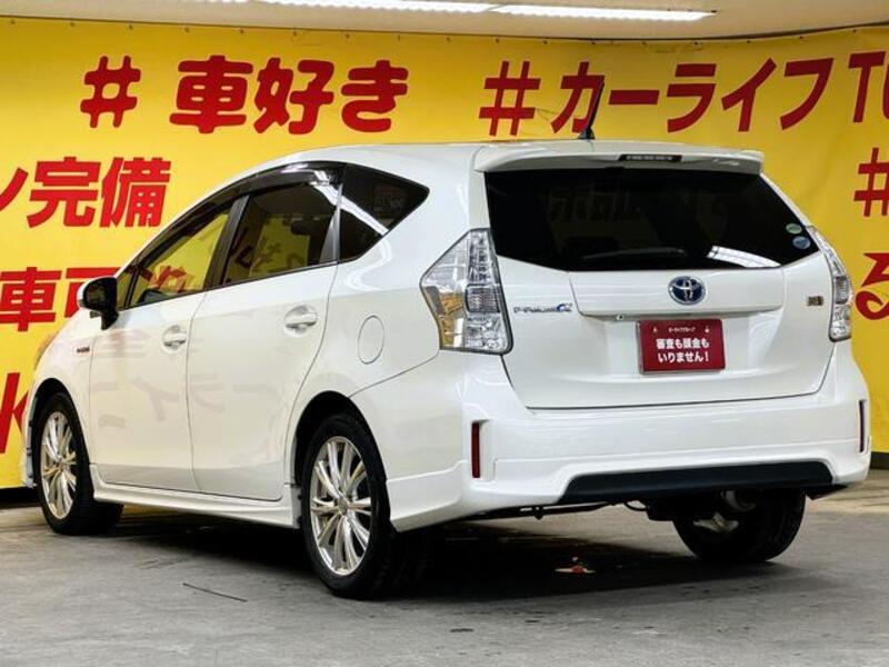 PRIUS ALPHA