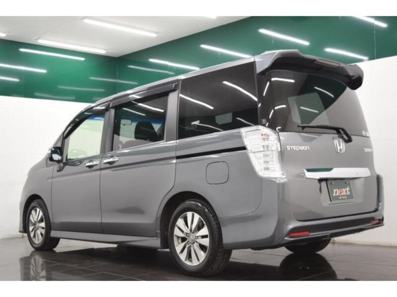 STEPWAGON SPADA