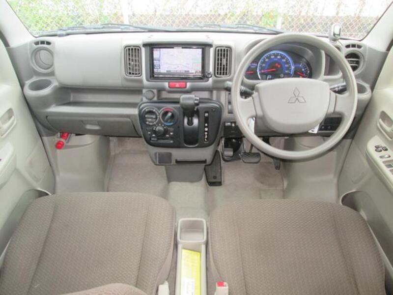 MINICAB VAN