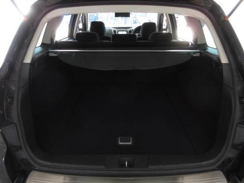 LEGACY OUTBACK
