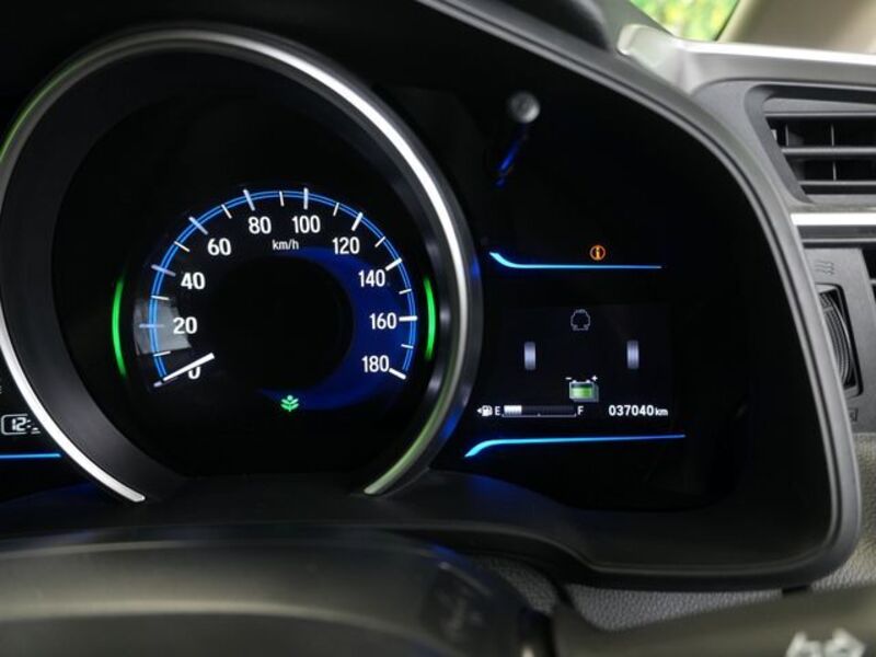 FIT HYBRID