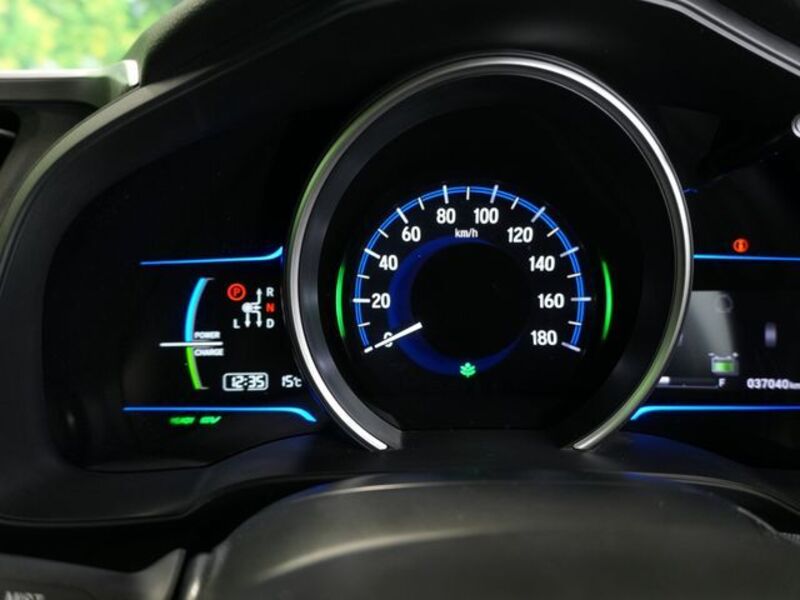 FIT HYBRID