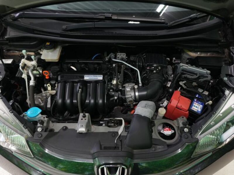FIT HYBRID