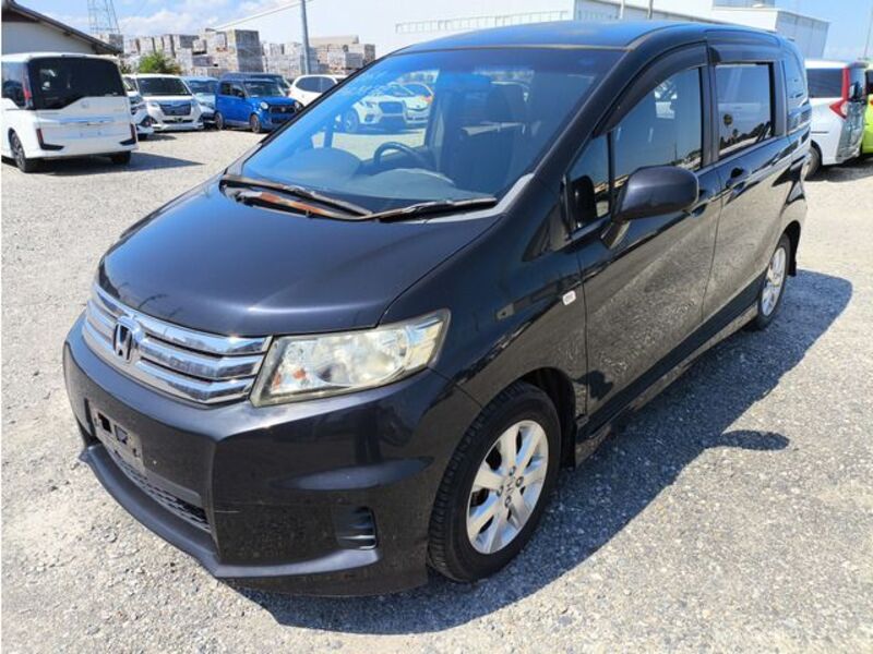 HONDA FREED SPIKE