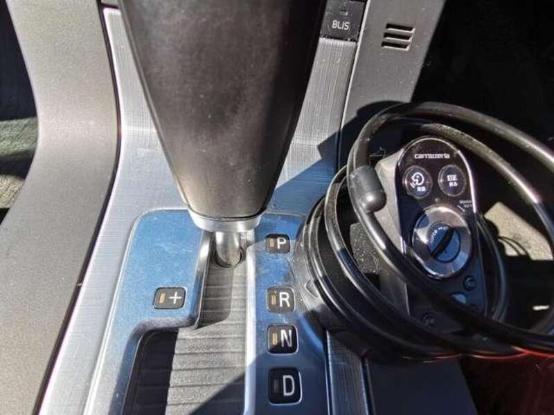 V70