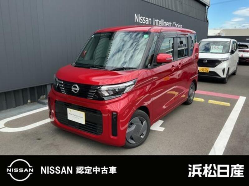 NISSAN ROOX
