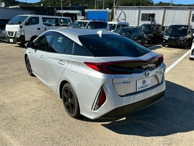 PRIUS PHV