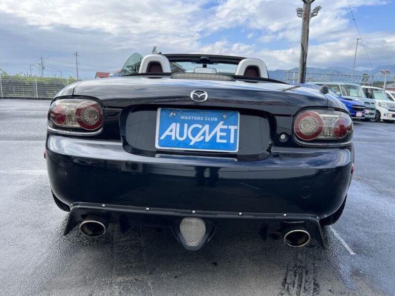 ROADSTER
