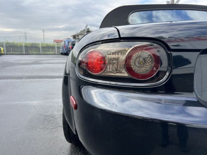 ROADSTER