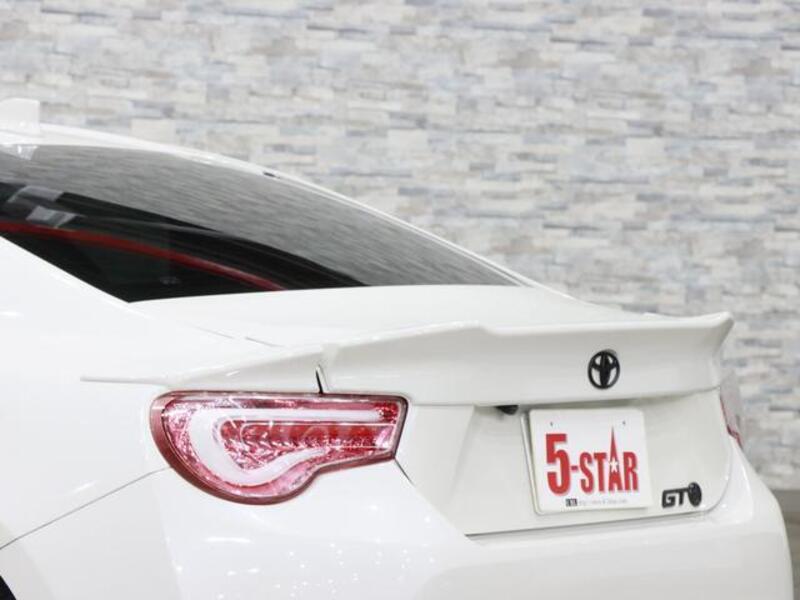 86