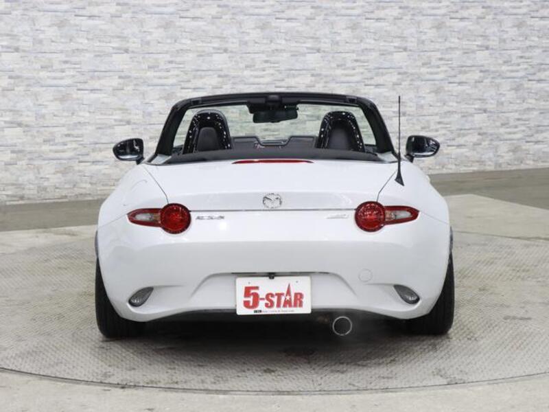 ROADSTER