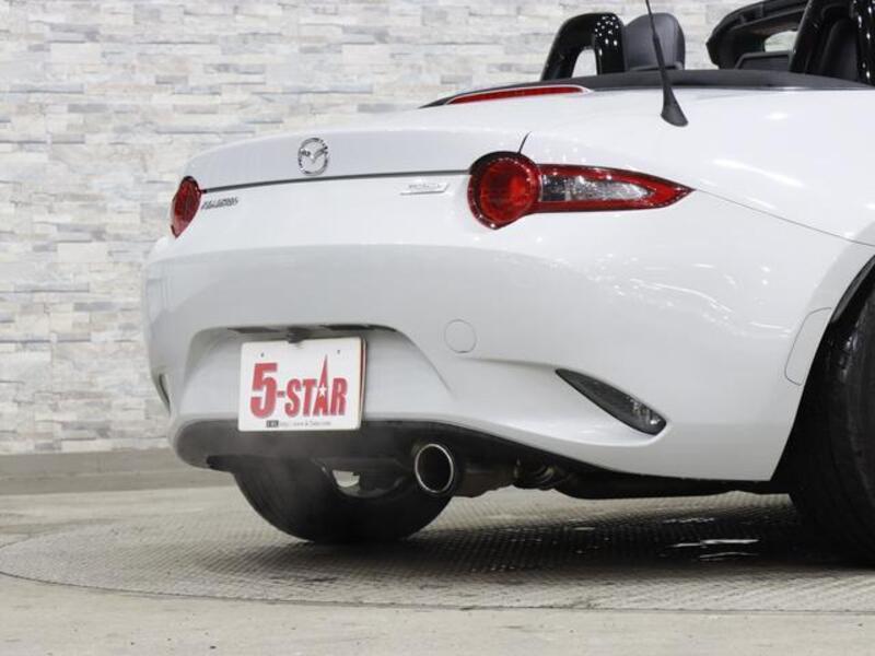 ROADSTER