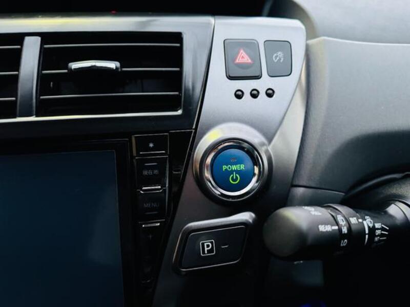 PRIUS ALPHA