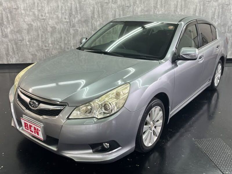 SUBARU LEGACY B4
