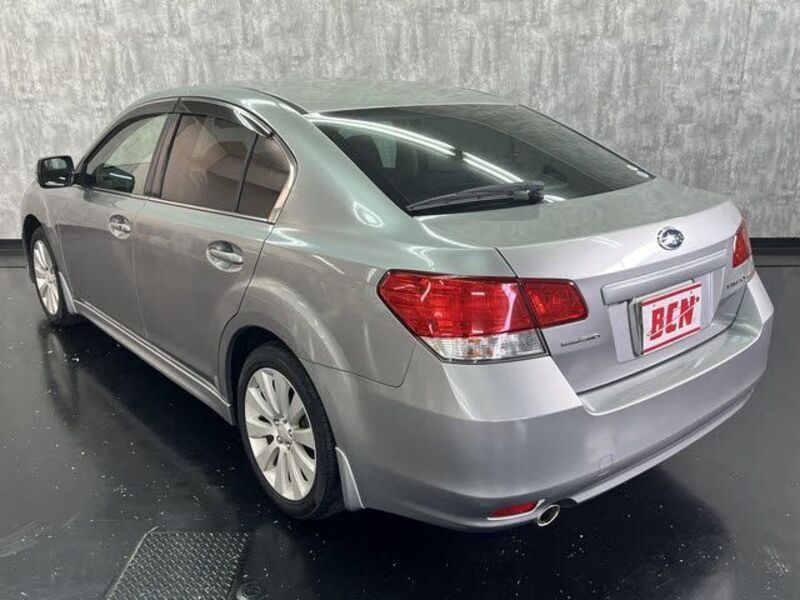 LEGACY B4
