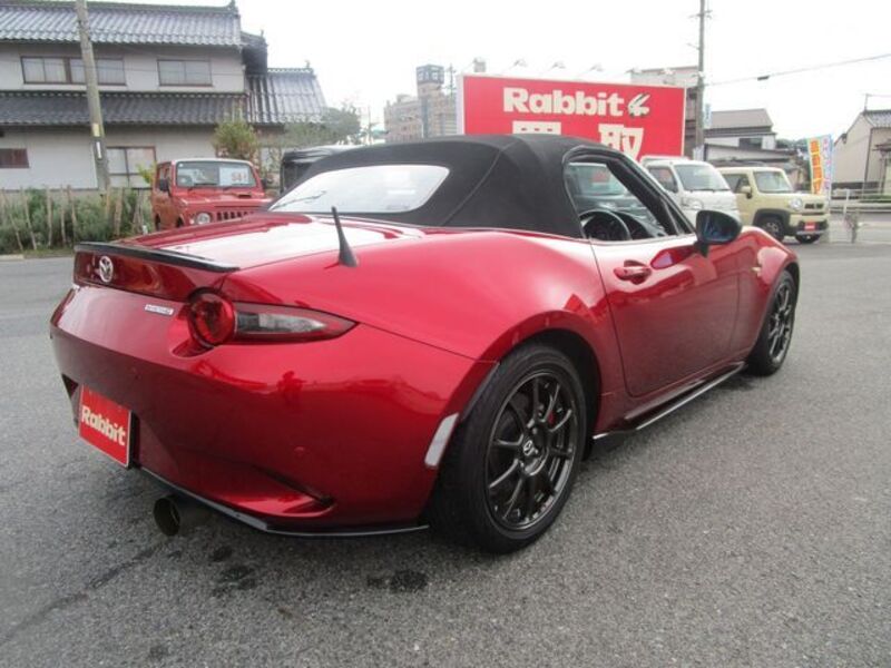 ROADSTER