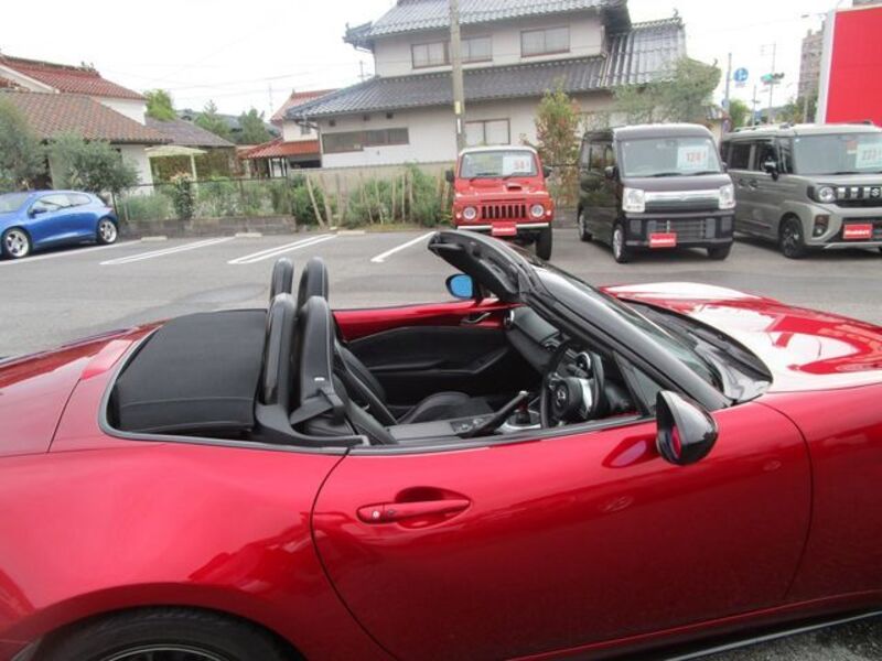 ROADSTER