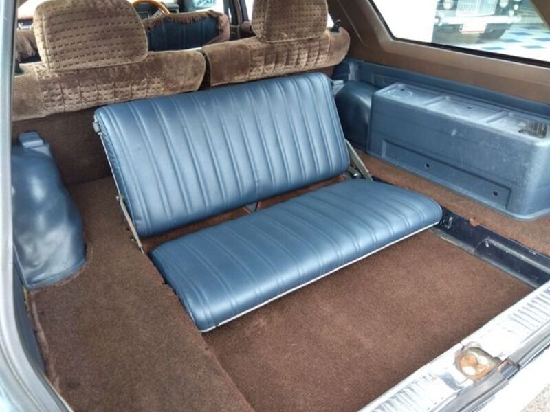 GLORIA WAGON