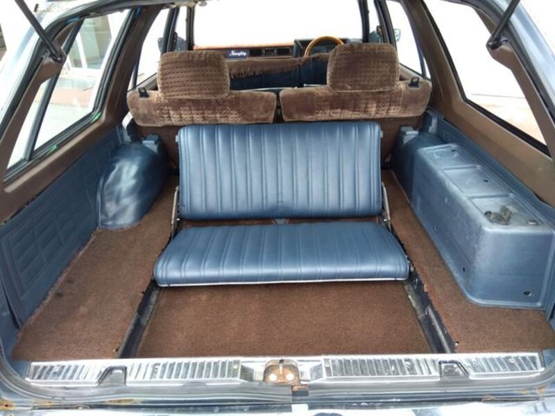 GLORIA WAGON