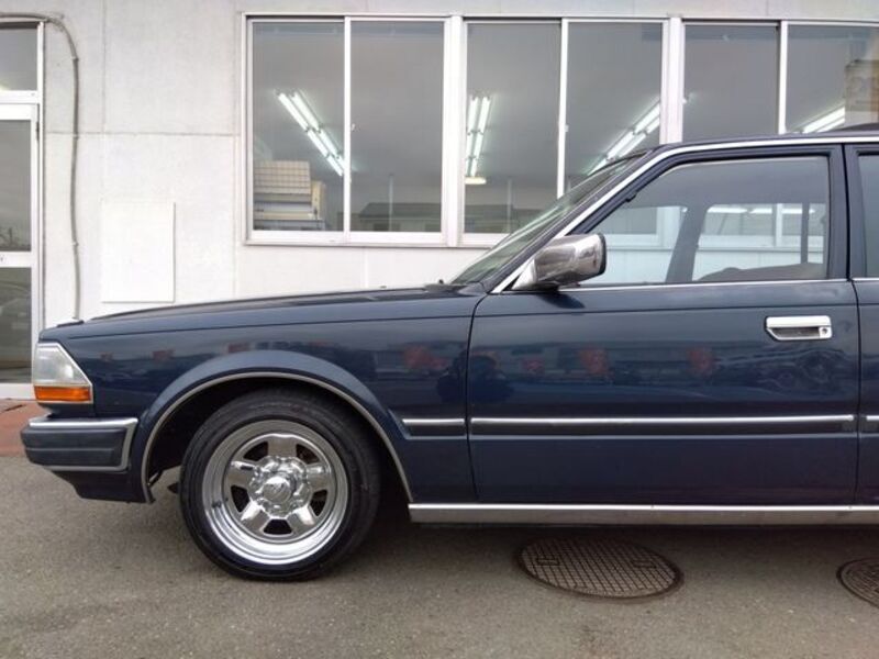 GLORIA WAGON