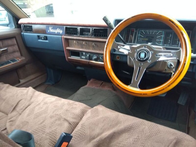 GLORIA WAGON