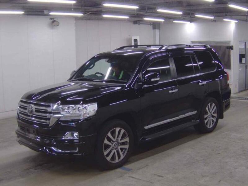LAND CRUISER