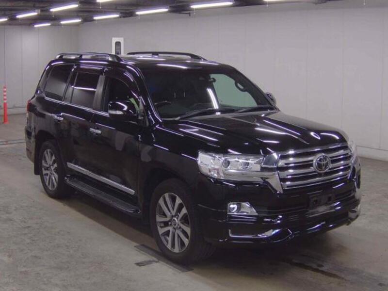 TOYOTA LAND CRUISER
