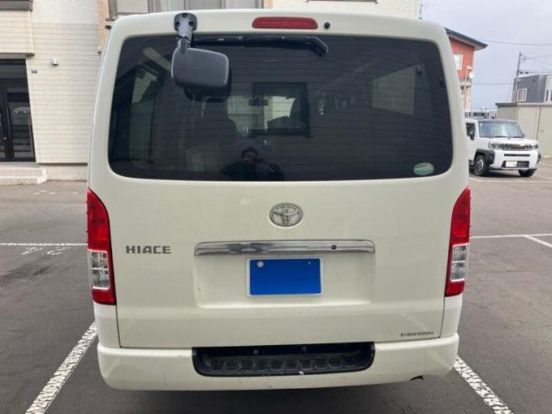 HIACE VAN