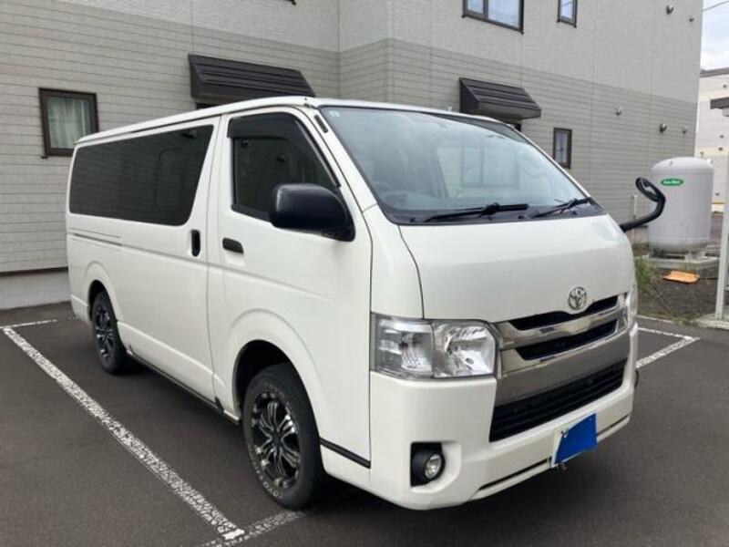 HIACE VAN