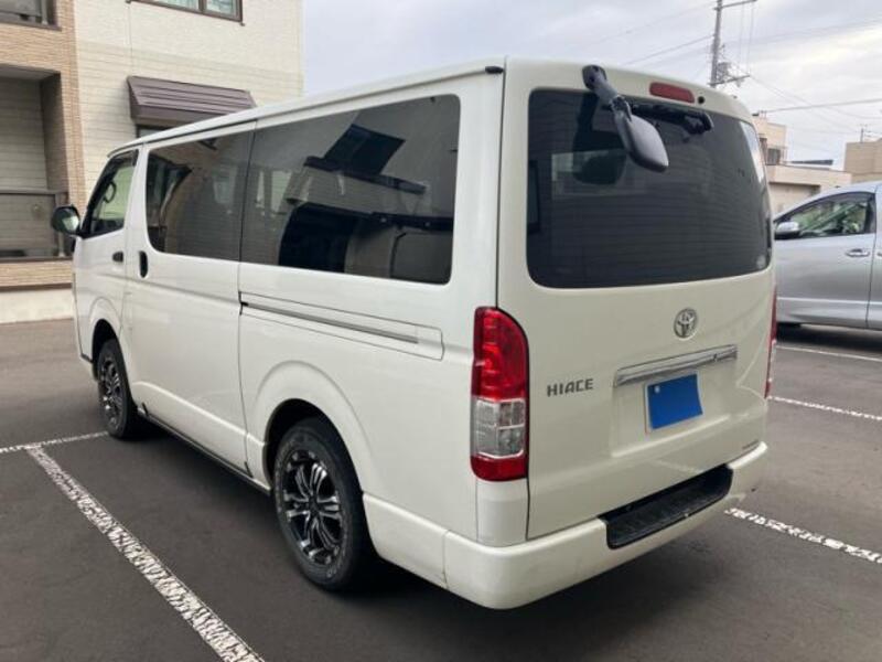 HIACE VAN