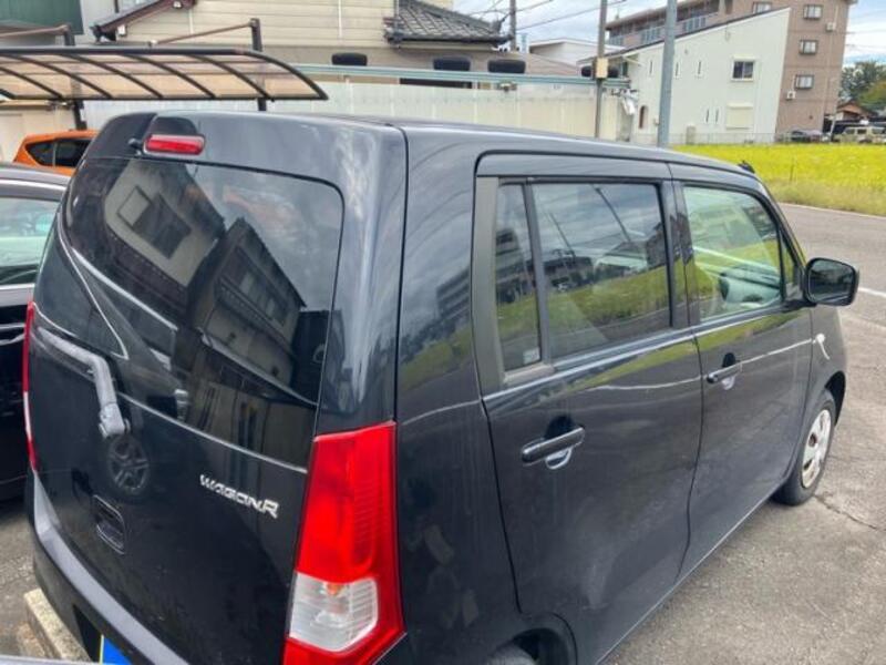 WAGON R