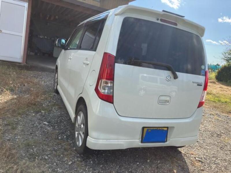 WAGON R
