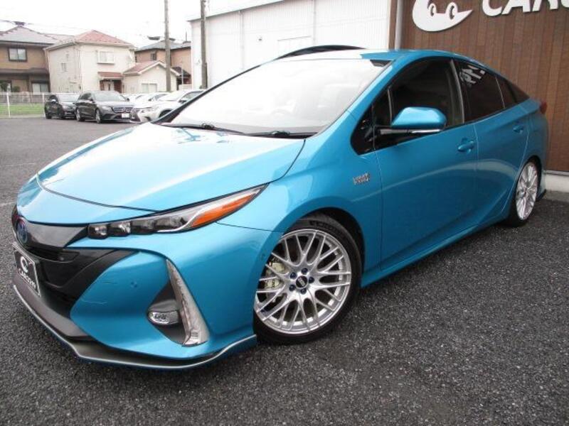 PRIUS PHV