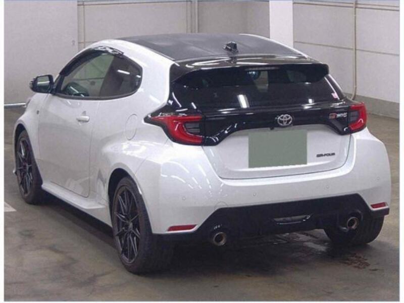 GR YARIS