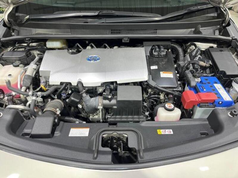PRIUS PHV