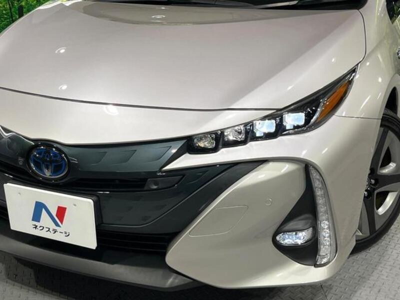 PRIUS PHV