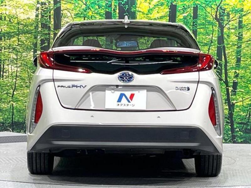 PRIUS PHV
