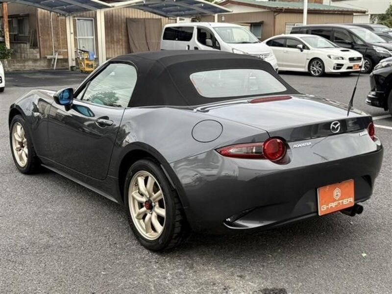 ROADSTER