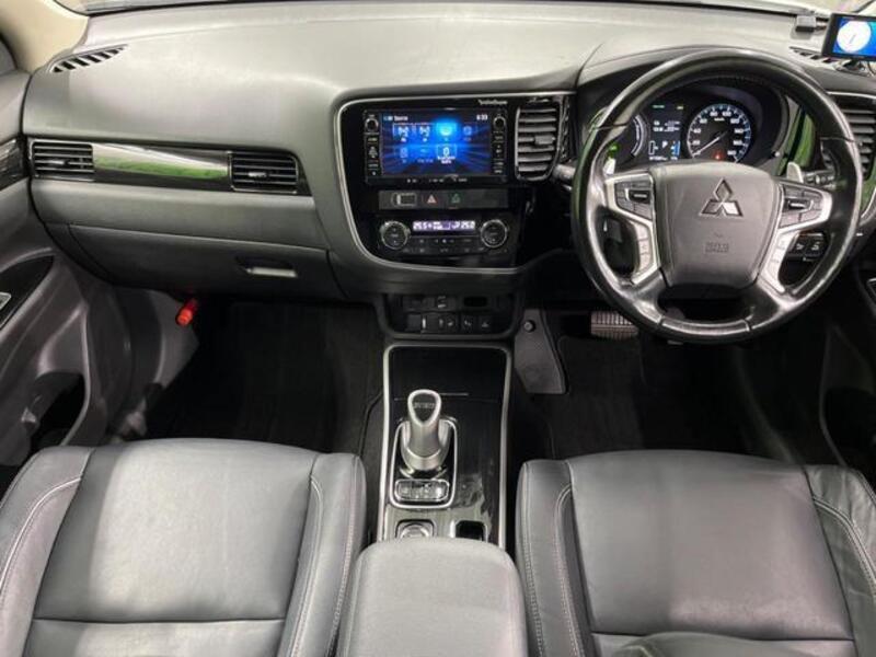 OUTLANDER PHEV
