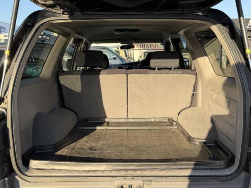 HILUX SURF