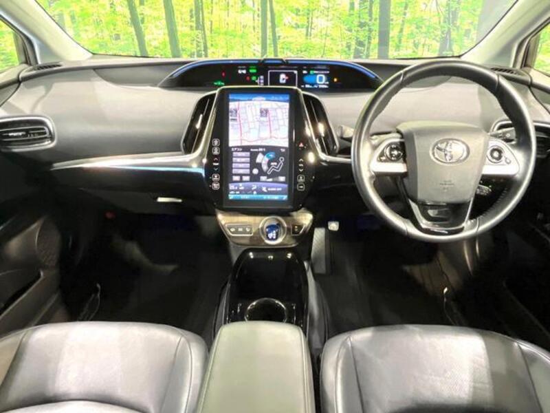 PRIUS PHV